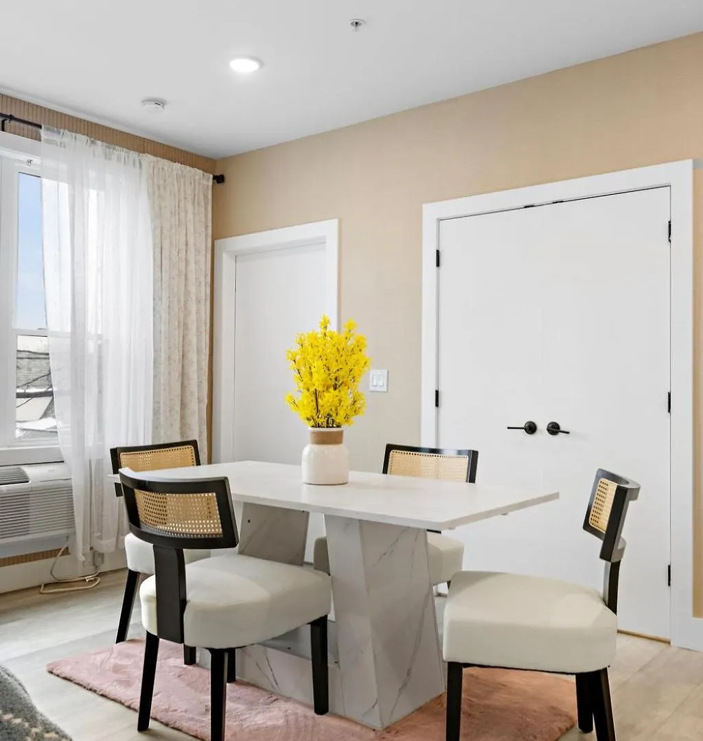 Luxury First Apartment Bayonne
