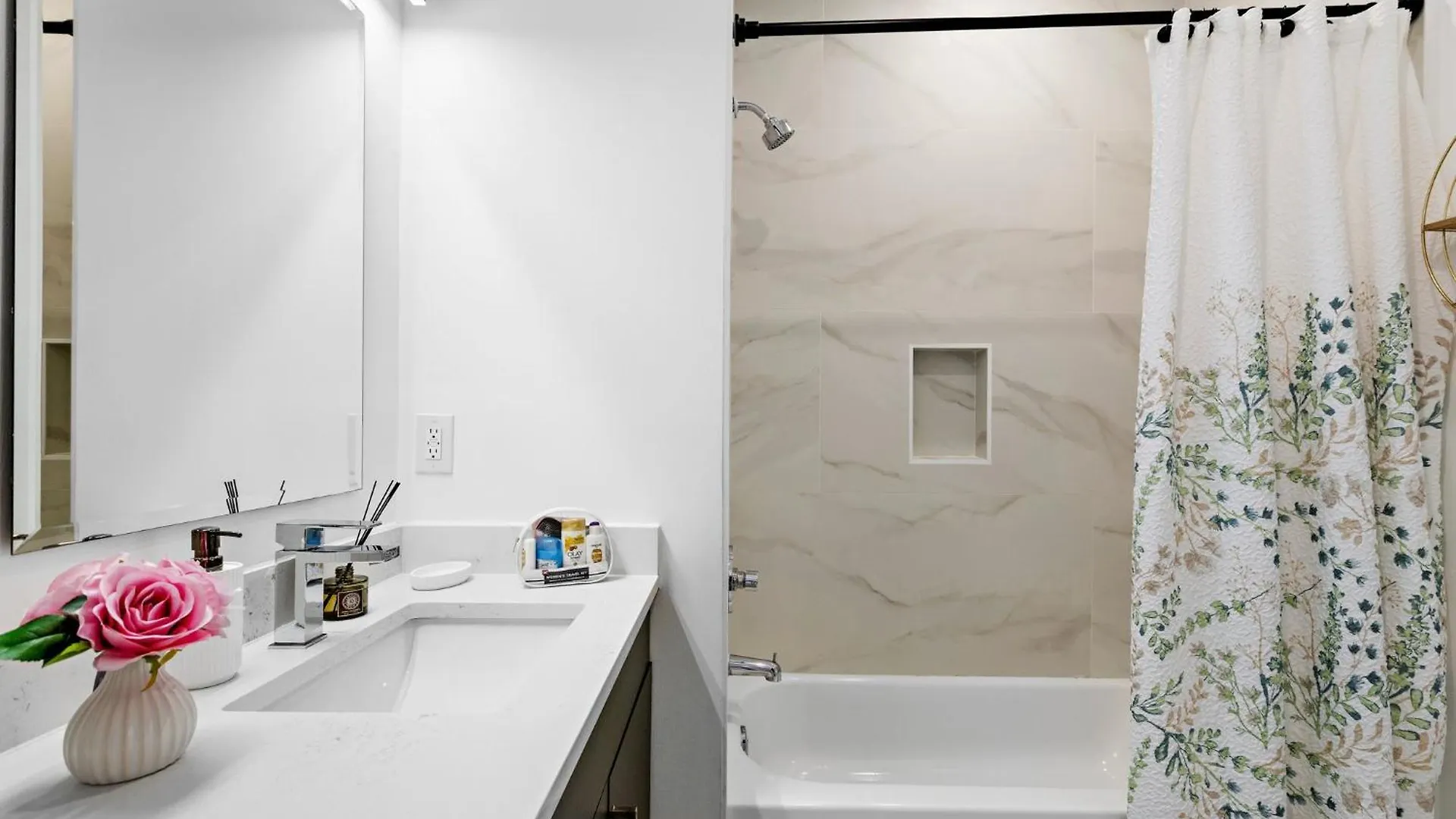 Luxury First Apartment Bayonne